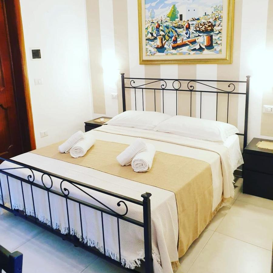 Chalet Del Mare Bed & Breakfast Porto Cesareo Ngoại thất bức ảnh