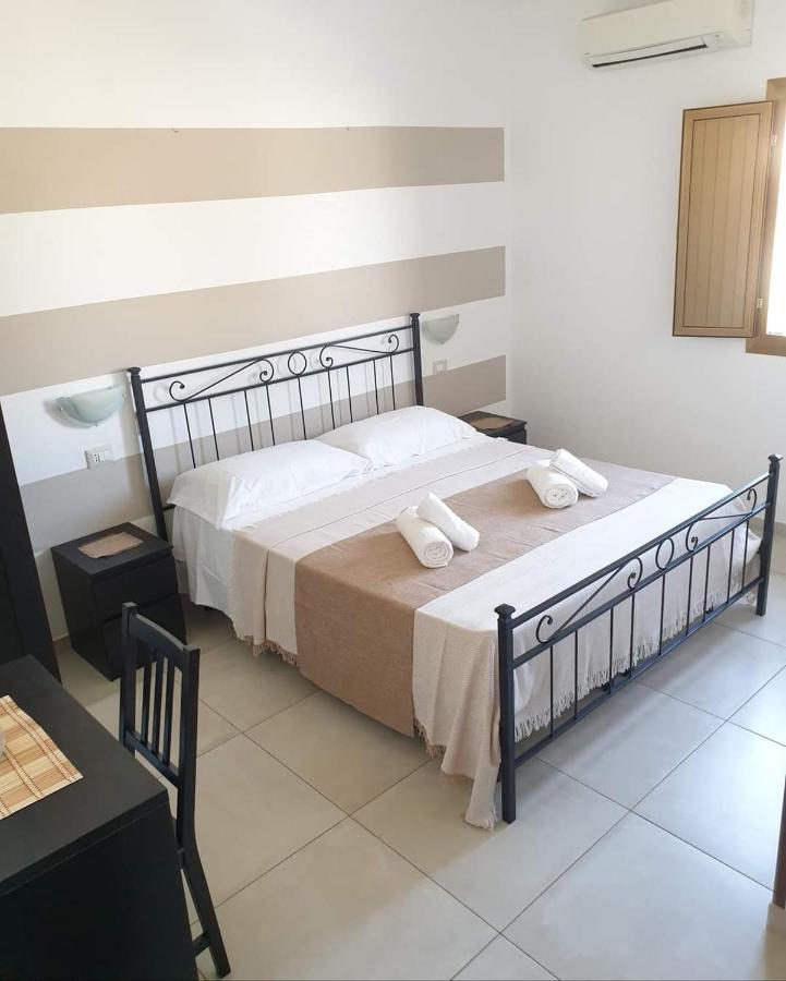 Chalet Del Mare Bed & Breakfast Porto Cesareo Ngoại thất bức ảnh